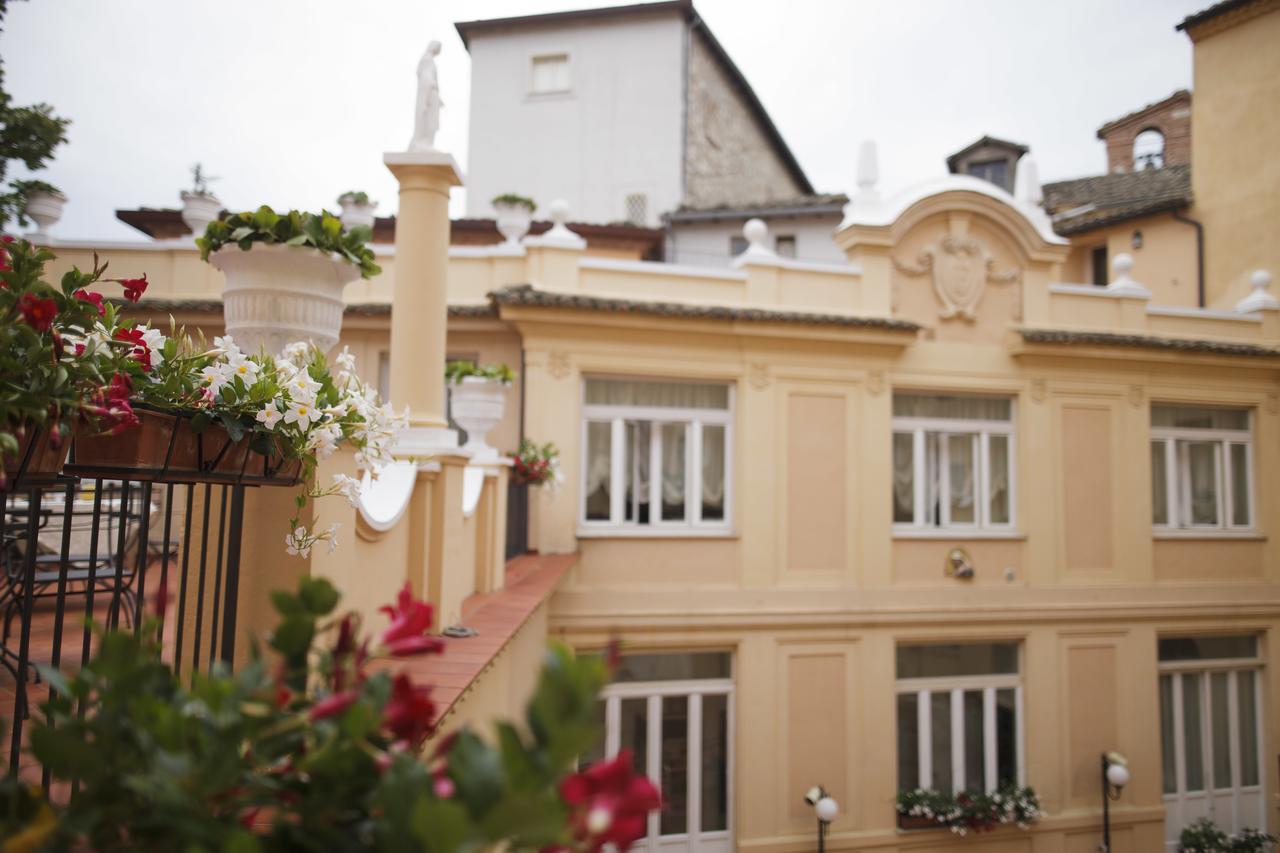 Hotel Relais Filonardi Veroli Екстер'єр фото
